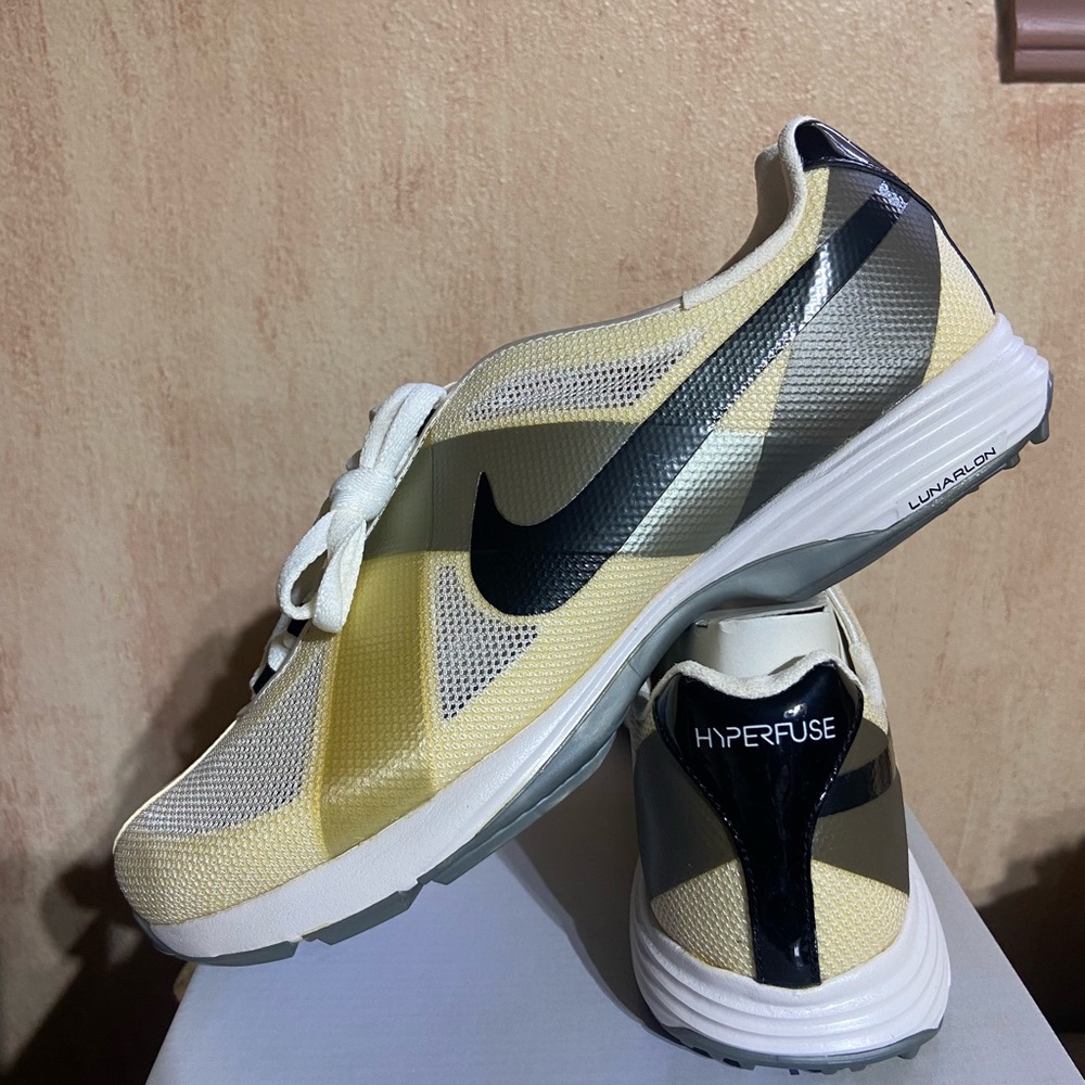 Women’s Nike Lunar Summer Lite 8M